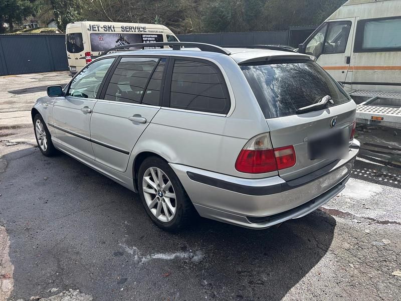Gebraucht BMW 316 116 PS (85 kW) 2004 Silber Kombi