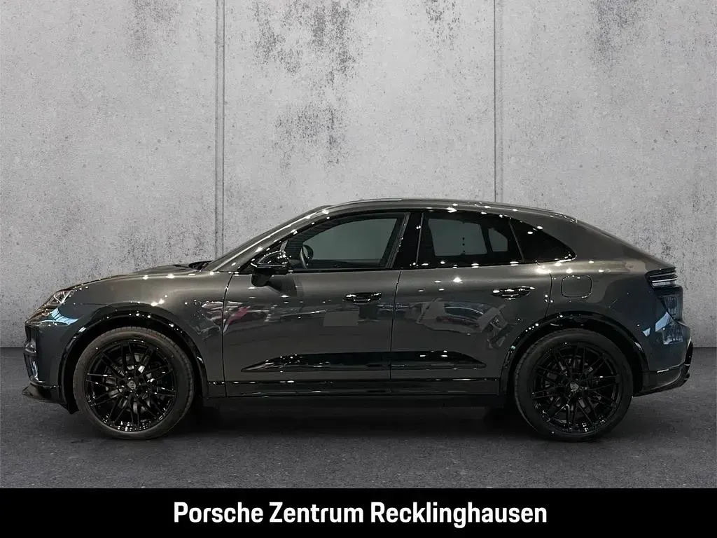 Gebraucht Porsche Macan Turbo 469 kW (639 PS) 2026 Grau SUV