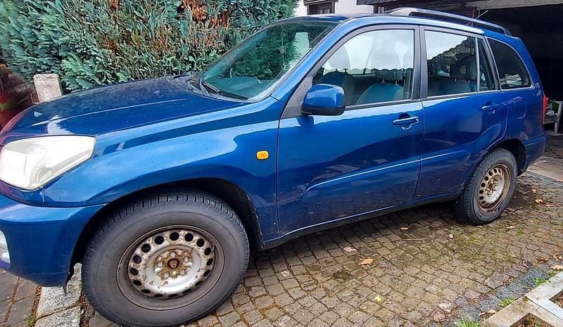 Gebraucht Toyota RAV4 125 PS (91 kW) 2003 Blau SUV