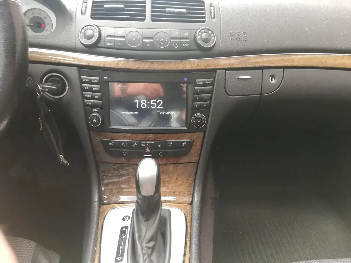 Gebraucht Mercedes E200 Avantgarde 163 PS (119 kW) 2005 Schwarz Kombi