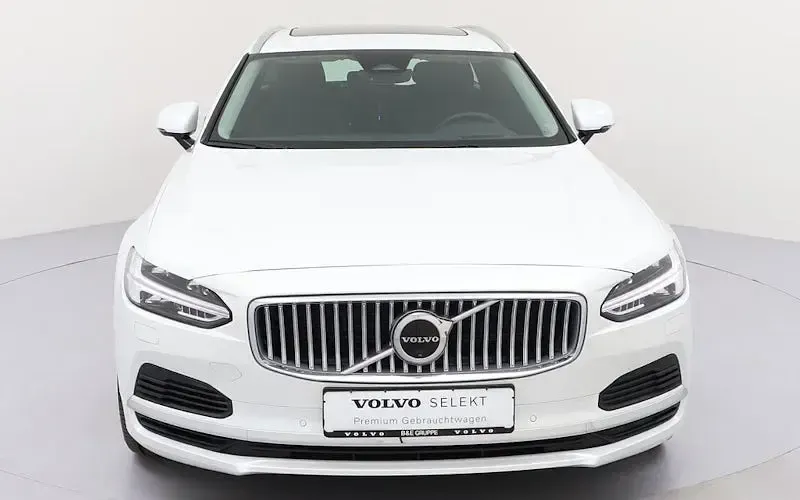 Gebraucht Volvo V90 Ultra 455 PS (334 kW) 2025 Weiß Kombi