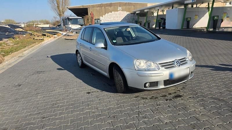 Gebraucht VW Golf V 75 PS (55 kW) 2007 Silber Limousine