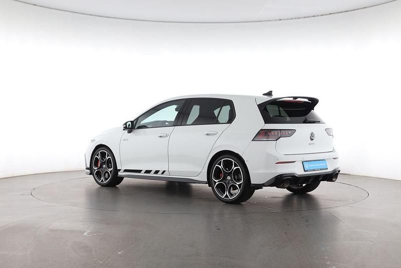 Gebraucht VW Golf VIII GTI 300 PS (220 kW) 2025 Pure white Limousine