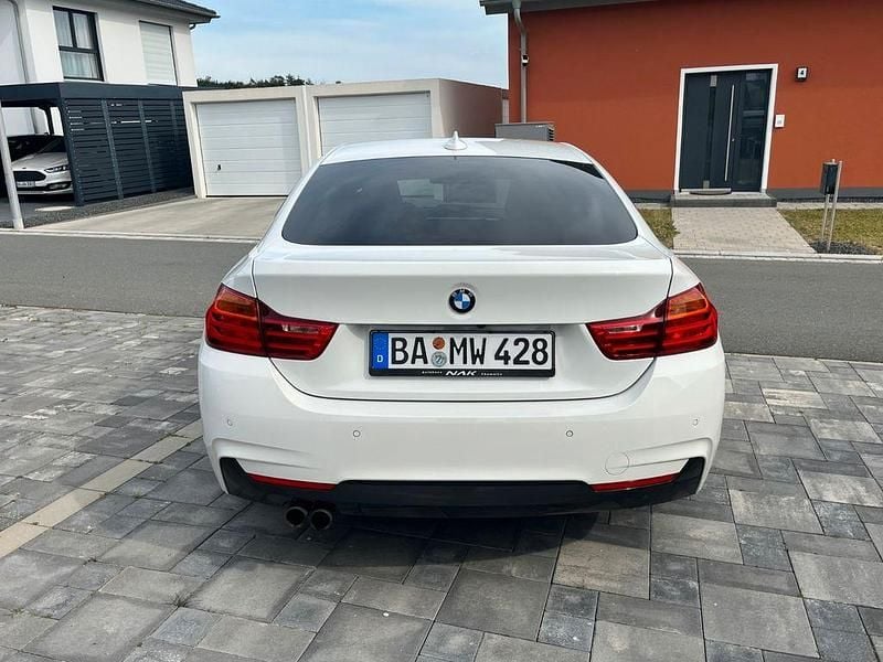 Gebraucht BMW 428 M Sport 245 PS (180 kW) 2014 Weiß Coupé