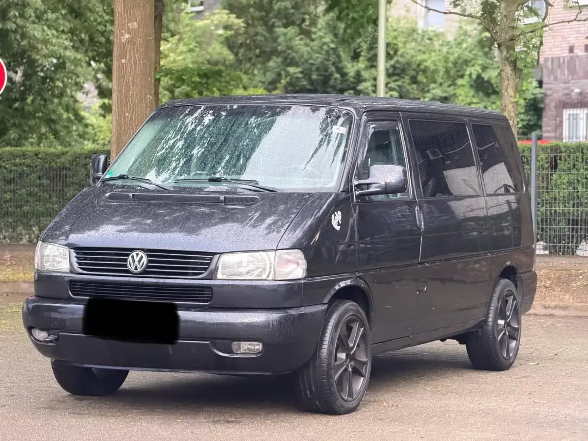 Gebraucht VW T4 151 PS (111 kW) 2002 Braun Van