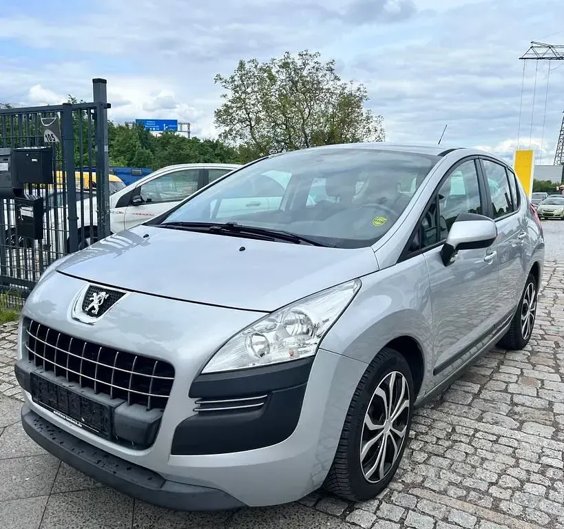 Gebraucht Peugeot 3008 Access 120 PS (88 kW) 2012 Kombi