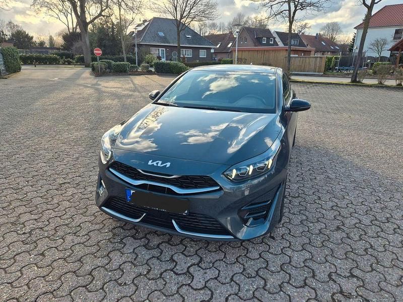 Gebraucht Kia ProCeed GT-Line 160 PS (117 kW) 2022 Grau Kombi