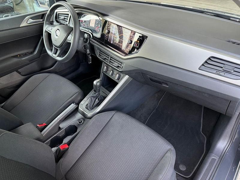 Gebraucht VW Polo Comfortline 95 PS (69 kW) 2021 Grau Limousine