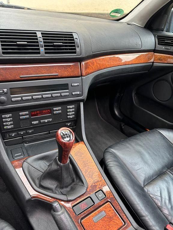 Gebraucht BMW 525 192 PS (141 kW) 2001 Blau Kombi