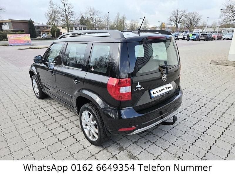 Gebraucht Skoda Yeti Ambition 105 PS (77 kW) 2015 Schwarz SUV