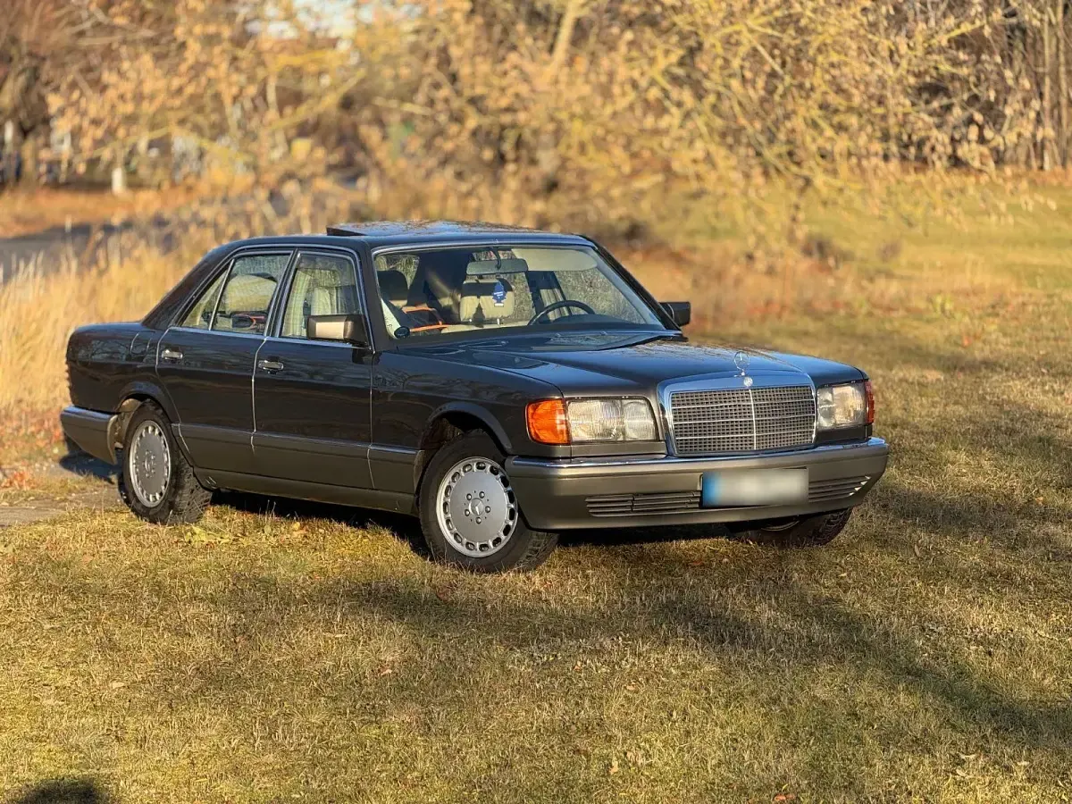 Gebraucht Mercedes S260 160 PS (117 kW) 1987 Grau Limousine