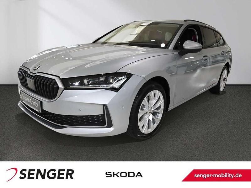 Andere farbe Gebraucht 2025 Skoda Superb Selection Kombi | 43.690 € (Teuer) - Bild 1/4
