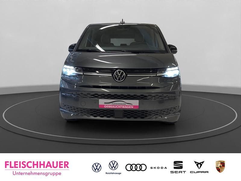 Second-hand VW Multivan Life 150 CP (110 kW) 2024 Monovolum