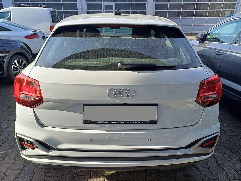 Gebraucht Audi Q2 S-Line 150 PS (110 kW) 2025 Weiß SUV