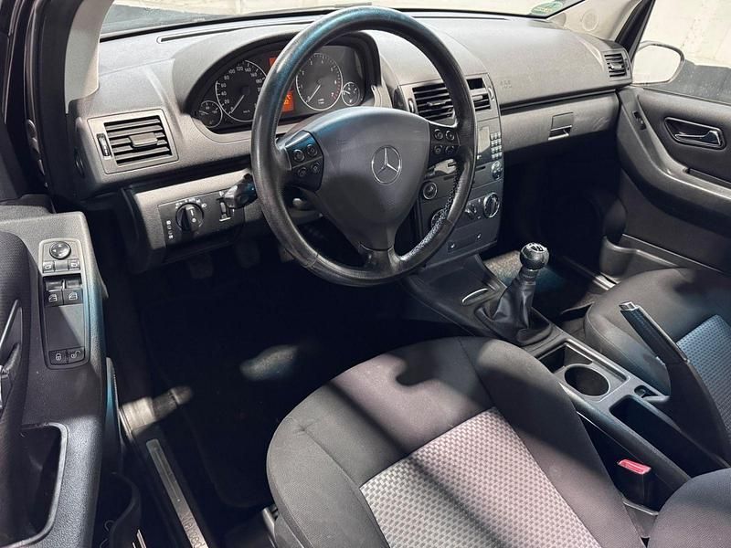 Gebraucht Mercedes A150 95 PS (69 kW) 2008 Schwarz Kleinwagen