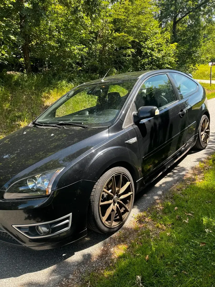 Gebraucht Ford Focus ST 225 PS (165 kW) 2007 Schwarz Coupé