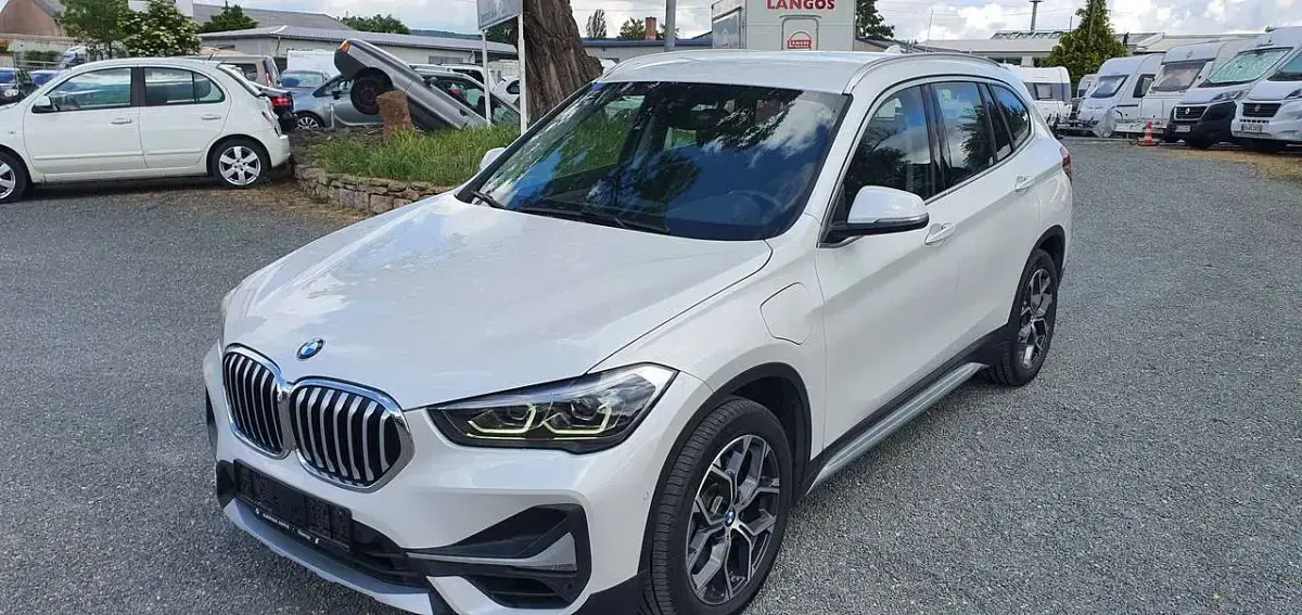 Gebraucht BMW X1 xLine 125 PS (91 kW) 2021 Mineralweiss metallic SUV