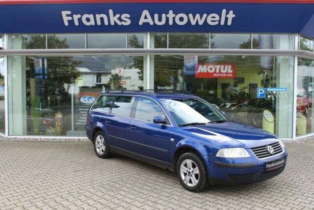 Gebraucht VW Passat Basis 116 PS (85 kW) 2001 Blau Kombi