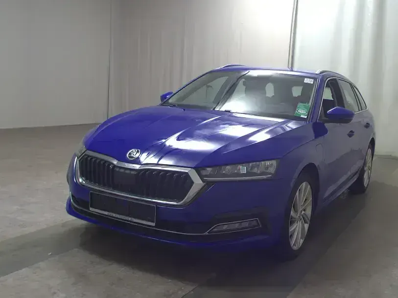 Gebraucht Skoda Octavia Style 204 PS (150 kW) 2021 Blau Kombi
