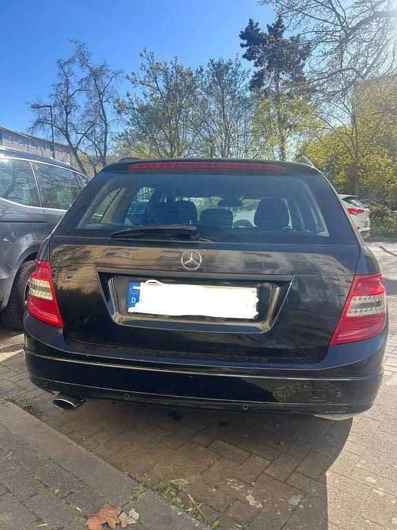 Gebraucht Mercedes C220 170 PS (125 kW) 2010 Schwarz Kombi