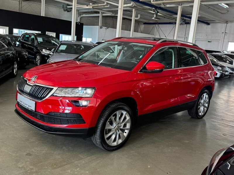 Rot Gebraucht 2019 Skoda Karoq Style SUV | 23.890 € (Fairer Preis) - Bild 1/4