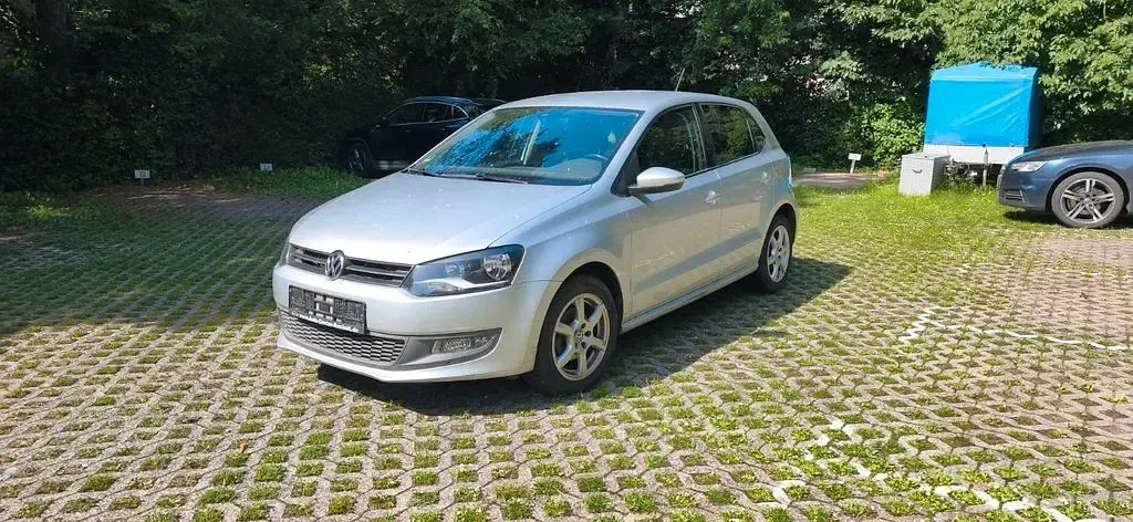 Gebraucht VW Polo Team 60 PS (44 kW) 2010 Silber Kleinwagen