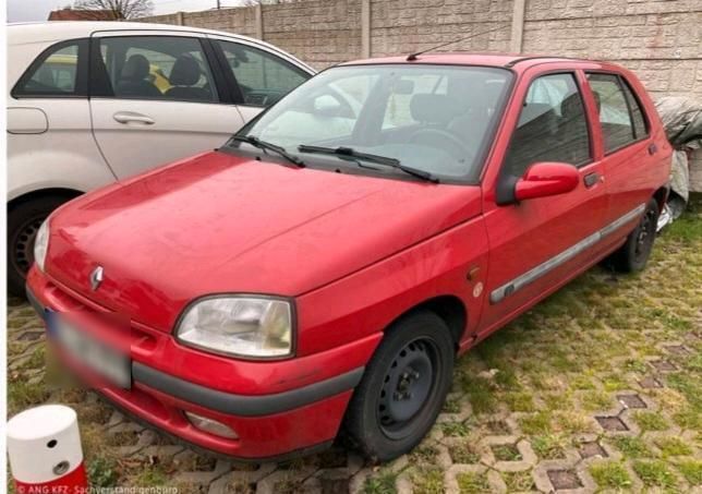 Rot Gebraucht 1997 Renault Clio Limousine | 1.000 € - Bild 1/4