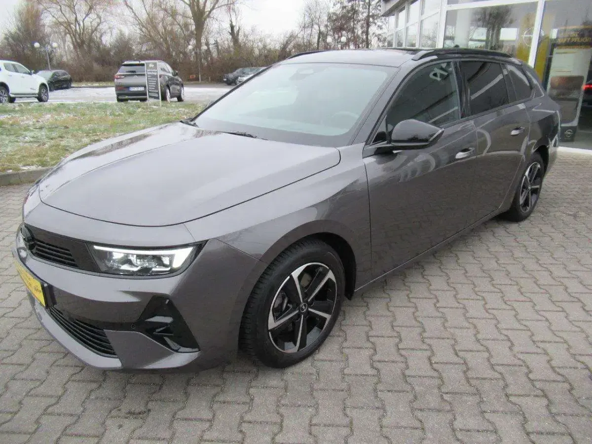 Usata Opel Astra 131 CV (96 kW) 2025 Grigio Utilitaria