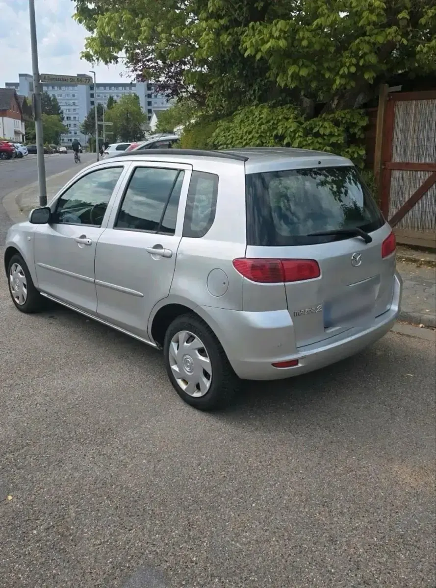 Gebraucht Mazda 2 80 PS (58 kW) 2004 Grau Kleinwagen