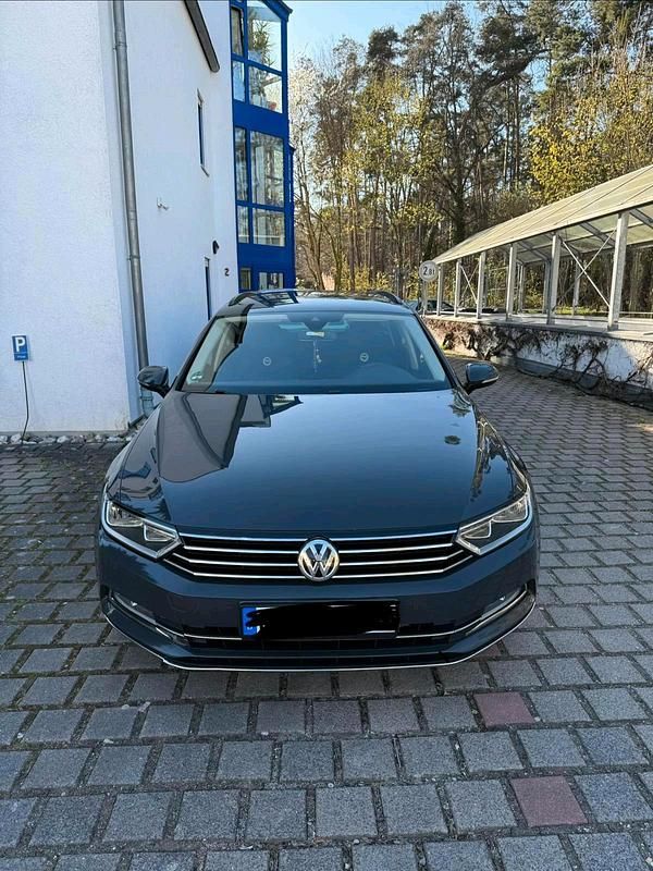 Gebraucht VW Passat 150 PS (110 kW) 2016 Grau Kombi