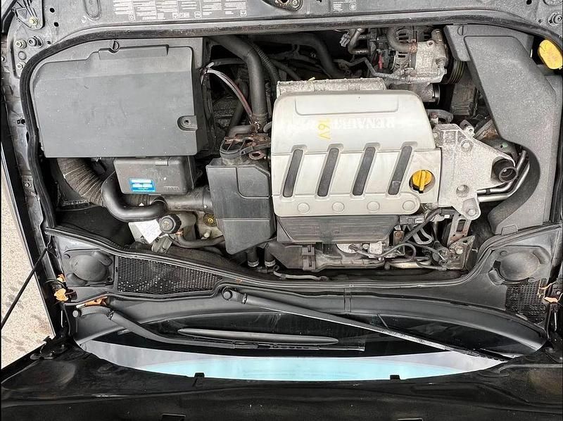 Gebraucht Renault Laguna II Dynamique 135 PS (99 kW) 2005 Schwarz Limousine