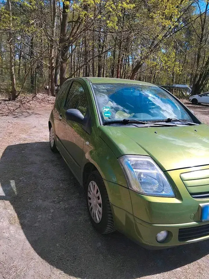 Gebraucht Citroën C2 75 PS (55 kW) 2004 Grün Kleinwagen