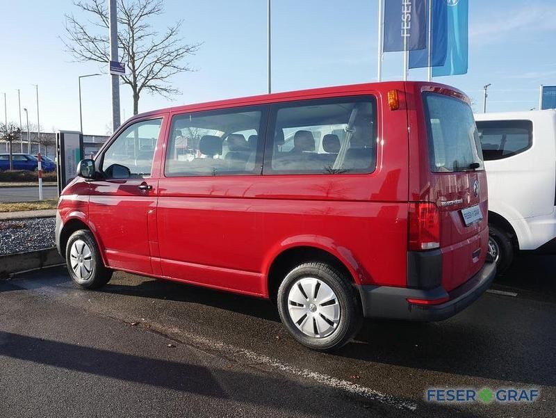 Gebraucht VW T6.1 110 PS (80 kW) 2021 Rot Van