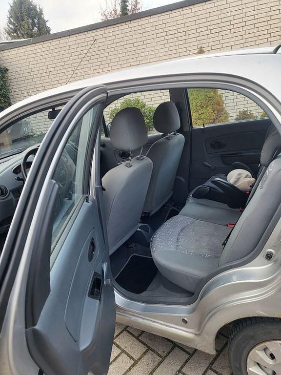 Silber Gebraucht 2006 Chevrolet Matiz Kleinwagen | 1.900 € (Fairer Preis) - Bild 1/4