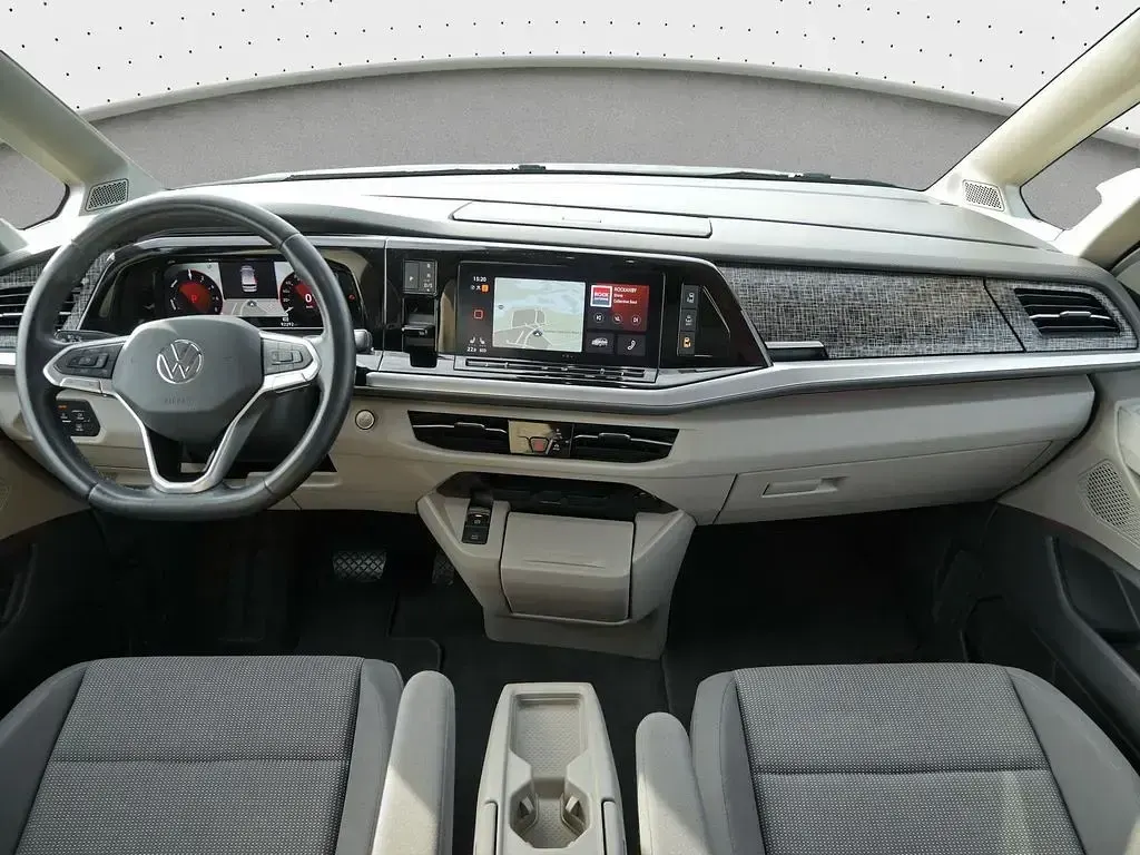 Usado VW Multivan Life 218 HP (160 kW) 2022 Cinzento Monovolume