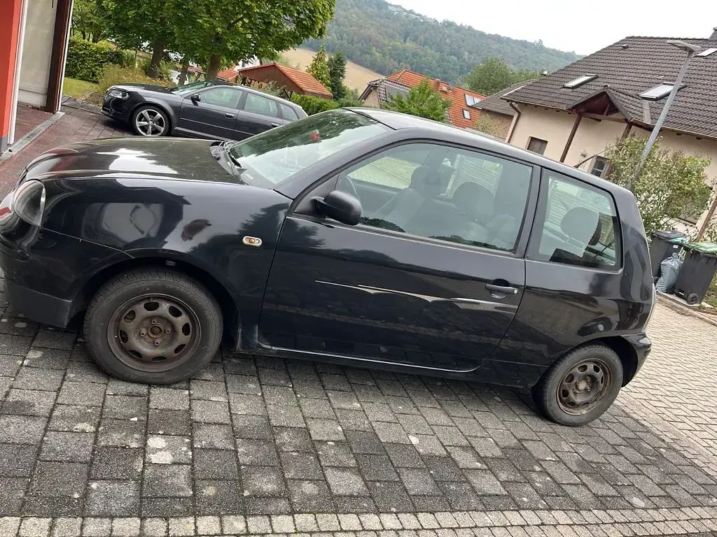 Gebraucht Seat Arosa Prima 50 PS (36 kW) 2004 Schwarz Kleinwagen