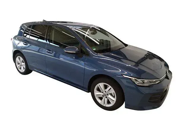 Gebraucht VW Golf VIII Life 116 PS (85 kW) 2025 Anemonenblau metallic Limousine