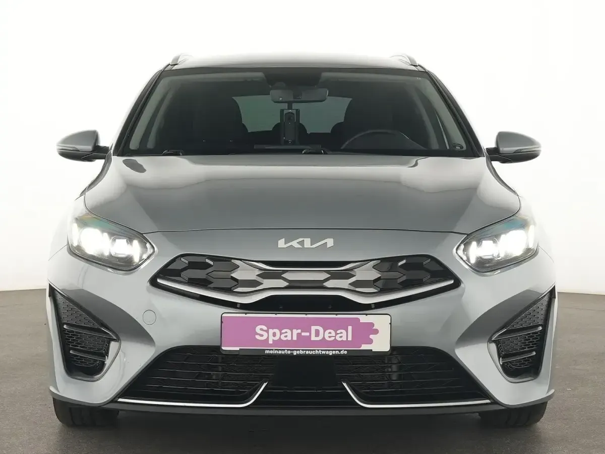 Gebraucht Kia Ceed Sportswagon Vision 141 PS (103 kW) 2022 Lunarsilber Kombi