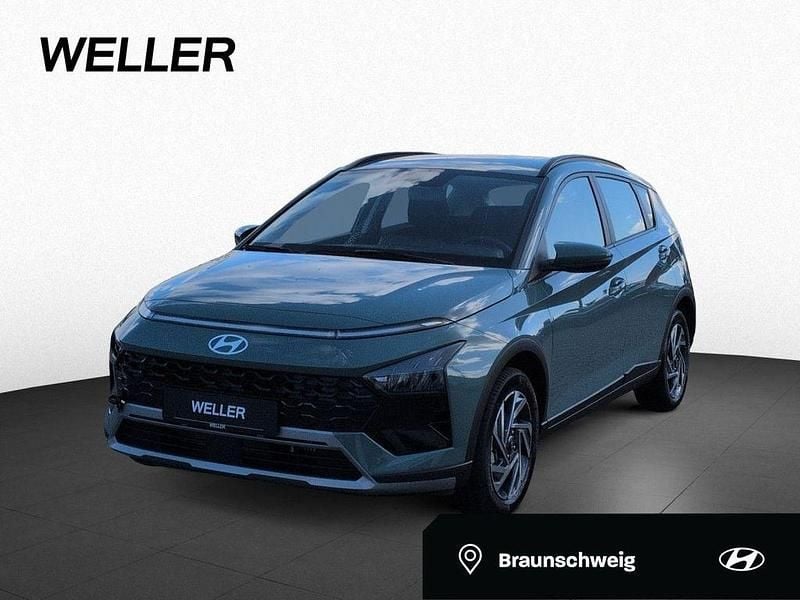 Mangrove green, innenraum bla Neu 2025 Hyundai Bayon Trend SUV | 22.390 € (Superpreis) - Bild 1/4