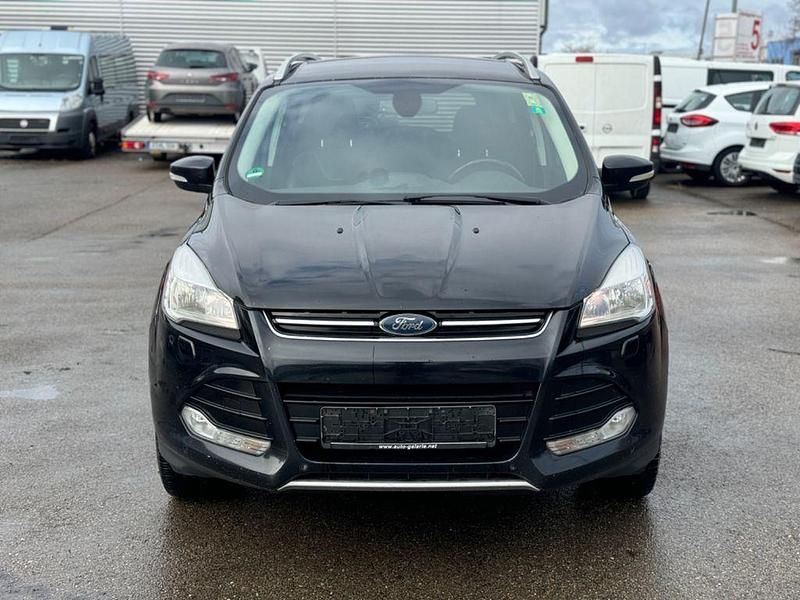 Gebraucht Ford Kuga Titanium 150 PS (110 kW) 2015 Schwarz SUV