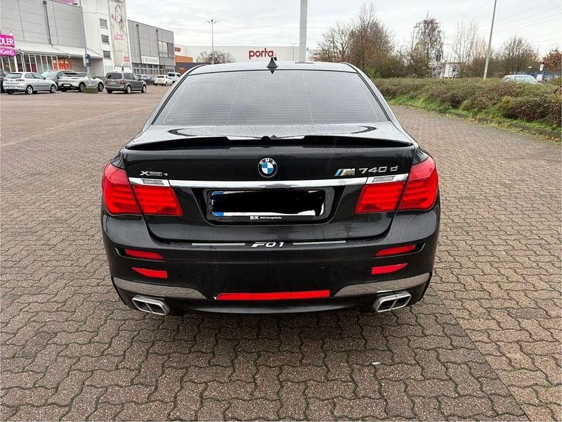 Gebraucht BMW 740 M Sport 306 PS (225 kW) 2012 Schwarz Limousine