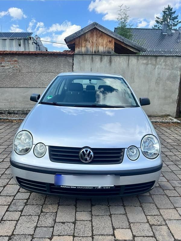 Silber Gebraucht 2004 VW Polo Kleinwagen | 1.300 € - Bild 1/4