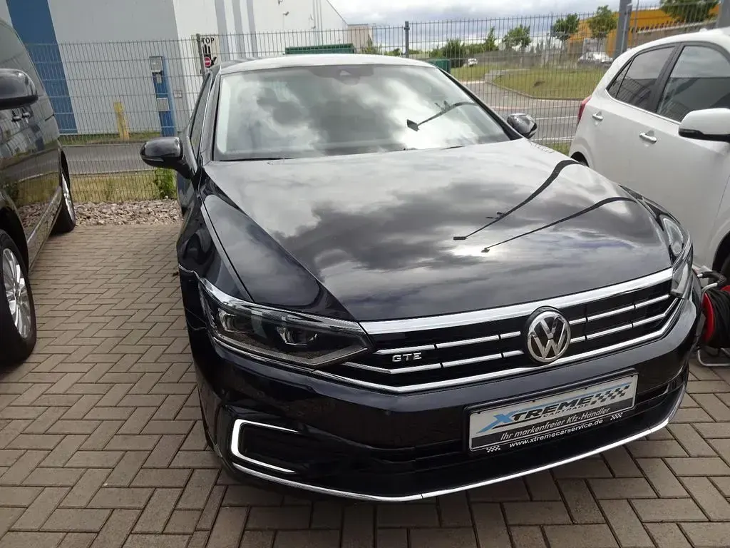 Gebraucht VW Passat GTE 156 PS (114 kW) 2020 Schwarz Limousine