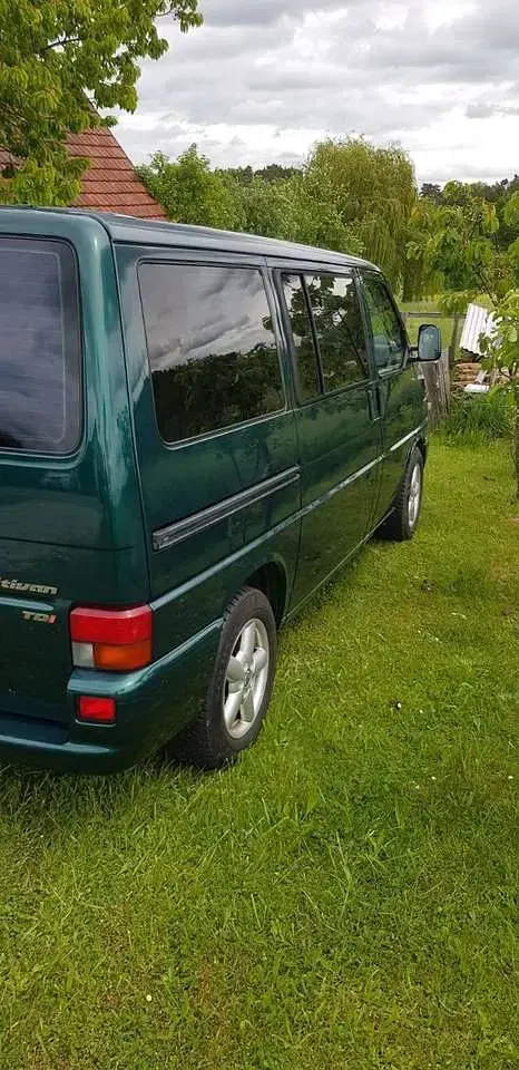 Gebraucht VW T4 151 PS (111 kW) 2000 Grün Van