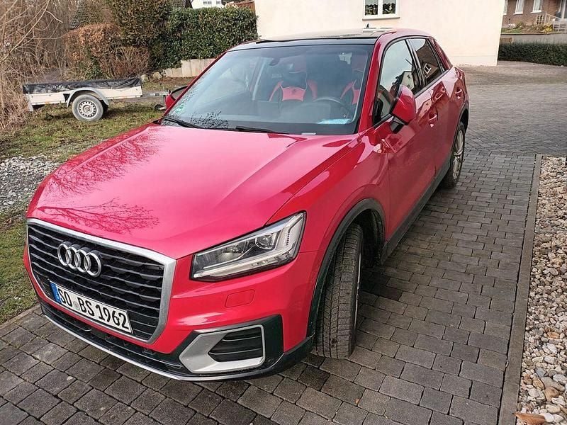 Rot Gebraucht 2019 Audi Q2 Design SUV | 18.500 € (Fairer Preis) - Bild 1/4