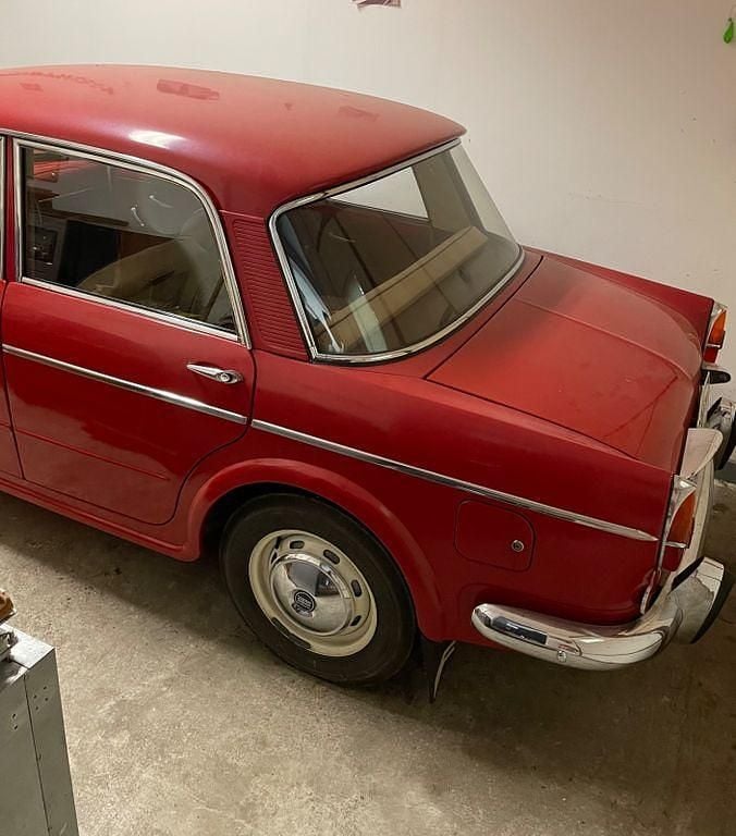 Rot Gebraucht 1961 Fiat 1100 Limousine | 11.200 € - Bild 1/4