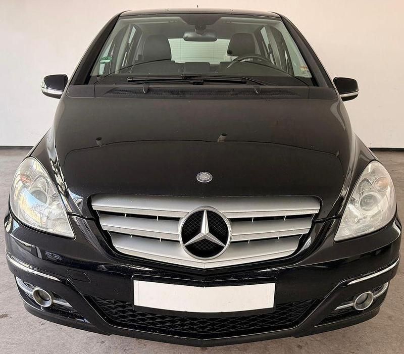 Gebraucht Mercedes B160 95 PS (69 kW) 2010 Schwarz Van / Kleinbus