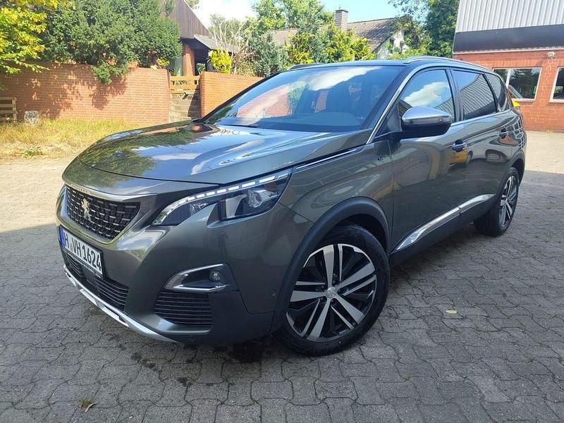 Lackierung smart grey/metallic Gebraucht 2018 Peugeot 5008 GT Van / Kleinbus | 21.950 € (Etwas zu teuer) - Bild 1/4