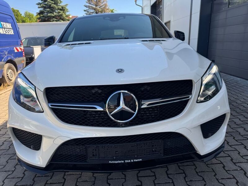 Weiß Gebraucht 2020 Mercedes GLE350 AMG Coupé | 54.890 € (Guter Preis) - Bild 1/4