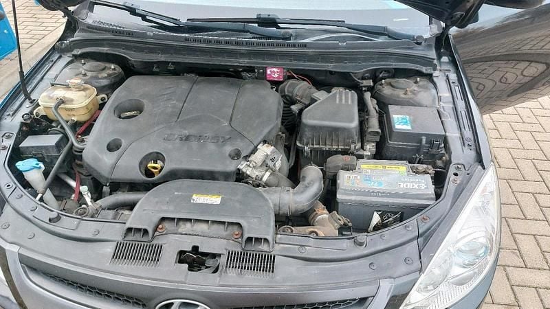 Gebraucht Hyundai i30 116 PS (85 kW) 2008 Schwarz Limousine